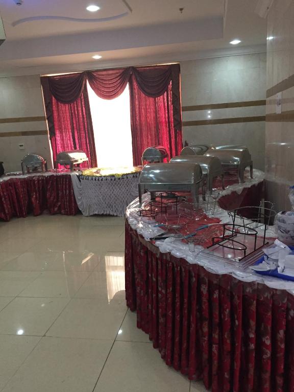 Abeer Al Azizia Hotel Main image 2